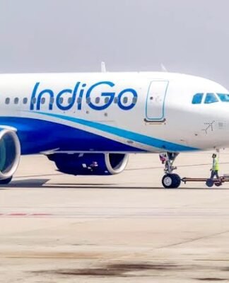 फ्लाइट में बम