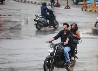 लखनऊ में बारिश