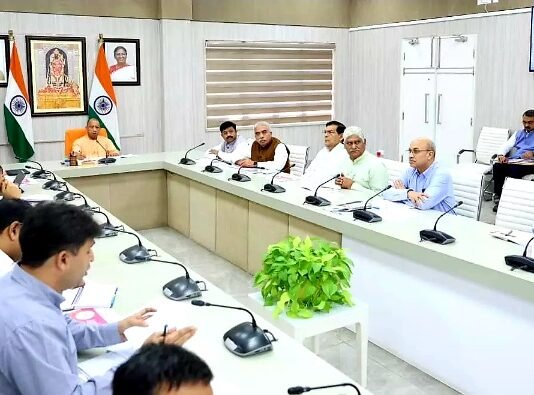 इन्वेस्ट यूपी के पुनर्गठन को मंजूूरी दे मुख्यमंत्री योगी ने कही ये बातें इन्वेस्ट यूपी