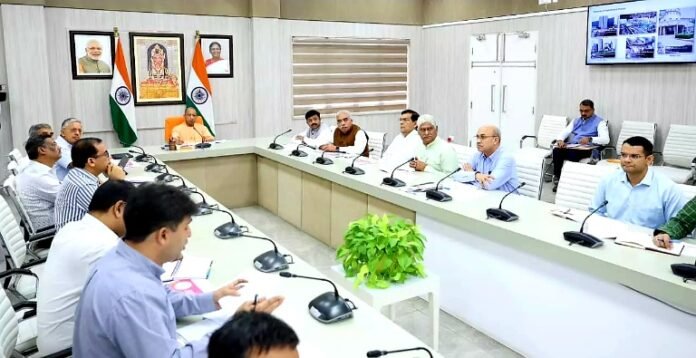 इन्वेस्ट यूपी