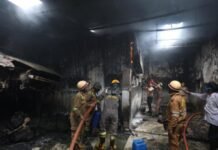 नेक्सा शोरूम