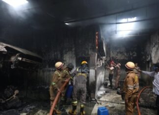 नेक्सा शोरूम