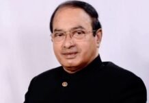 रवि नाइक