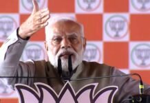 राहुल गांधी पर पलटवार कर प्रधानमंत्री मोदी ने कहा, ‘जो लोग नामदार हैं वो कामदार को गाली ही देंगे’ प्रधानमंत्री मोदी