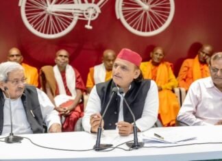 जारी है साठगांठ