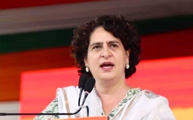प्रियंका गांधी प्रियंका गांधी