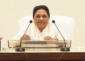 बसपा कार्यकर्ताओं से बोलीं मायावती, वोटरों के लिए सरकारी धन का इस्तेमाल कर रहीं सरकारें, SIR के प्रति भी किया सचेत मायावती
