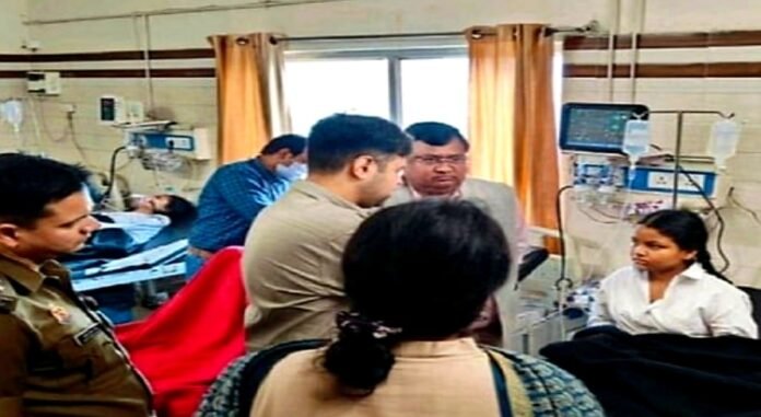 स्कूल में हड़कंप