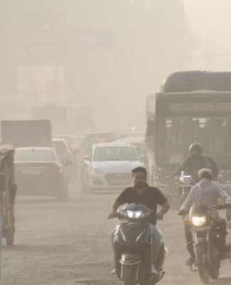 दिल्ली-NCR में ठंड से पहले खराब हुई हवा की गुणवत्ता, लोनी का AQI सबसे खराब प्रदूषण