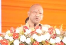 बाराबंकी में CM योगी ने कहा, सरदार पटेल की सूझबूझ से देश की रियासतें एक धागे में बंधी सीएम योगी