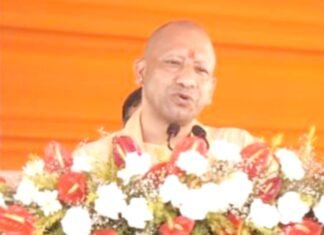 बाराबंकी में CM योगी ने कहा, सरदार पटेल की सूझबूझ से देश की रियासतें एक धागे में बंधी सीएम योगी