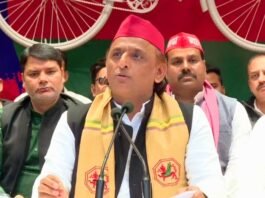 दालमंडी गली में तोड़फोड़ को राजनीतिक विध्वंस करार दे अखिलेश ने उठाई तत्काल रोक लगाने की मांग दालमंडी गली
