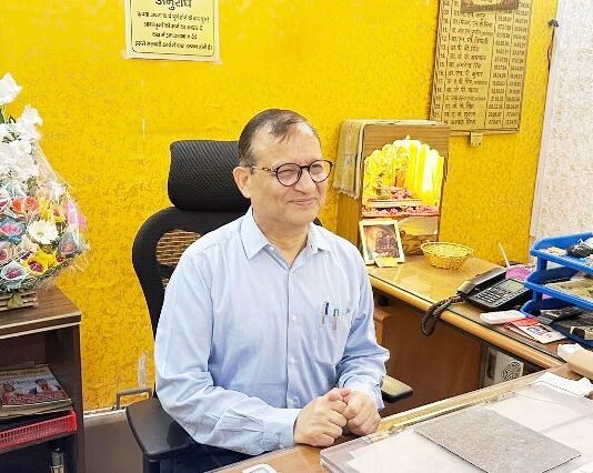 “जागे CMO लखनऊ, कमीशनखोर डॉक्टरों को दी बाहर की दवा नहीं लिखने की चेतावनी” सीएमओ लखनऊ