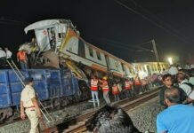 बिलासपुर में हुआ बड़ा रेल हादसा, ट्रेन व मालगाड़ी की टक्कर में आठ यात्रियों की मौत, 17 की हालत गंभीर ट्रेन की टक्कर