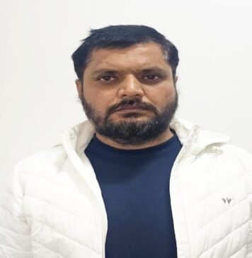 कोडीन कफ सिरप केस में फरार बर्खास्त सिपाही आलोक सिंह को STF ने लखनऊ में दबोचा यूपी एसटीएफ