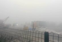 लखनऊ एक्सप्रेसवे पर पलटे लोडर से कंटेनर-बस समेत टकराए दस वाहन, ड्राइवर की मौत, कई घायल लखनऊ एक्सप्रेसवे