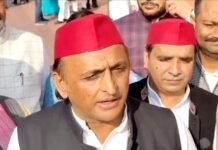 अखिलेश यादव