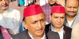 अखिलेश ने कहा, “भाजपा का सपना पूरा करने के लिए चुनाव आयोग करा रहा SIR, दबाव के चलते जा रही BLO की जान” अखिलेश यादव