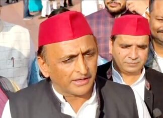अखिलेश यादव