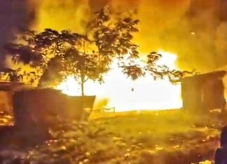 UP: प्राइवेट बस-ट्रक की भीषण टक्कर में लगी आग, तीन की मौत, 25 यात्री घायल बलरामपुर