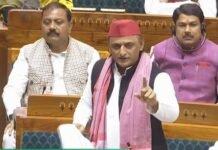 अखिलेश यादव