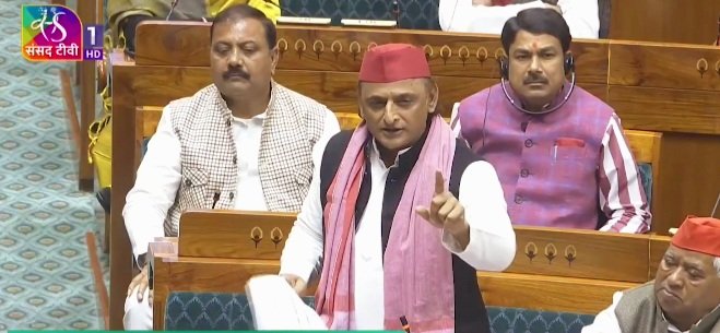 अखिलेश यादव अखिलेश यादव