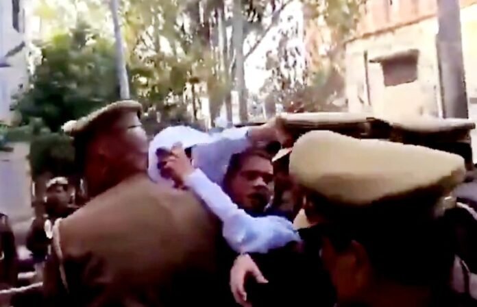 अमिताभ ठाकुर