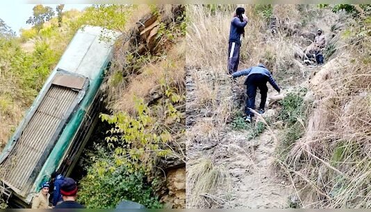 उत्तराखंड: रामनगर जा रही बस खाई में गिरी, सात यात्रियों की मौत, पांच घायल खाई भें गिरी बस