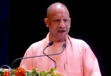 ड्रग्स-मोबाइल से दूर रहें युवा, खोखला कर देगा शरीर: CM योगी ड्रग्स-मोबाइल