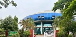 BBAU के ऑफिस असिस्टेंट को कोर्ट ने सुनाई चार साल की सजा, CBI ने 50 हजार की रिश्वत लेते था दबोचा बीबीएयू