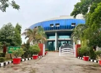 BBAU के ऑफिस असिस्टेंट को कोर्ट ने सुनाई चार साल की सजा, CBI ने 50 हजार की रिश्वत लेते था दबोचा बीबीएयू