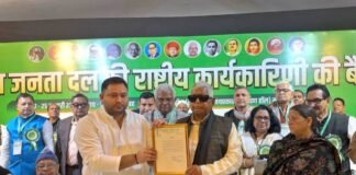 तेजस्वी यादव