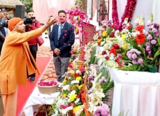 CM योगी ने कल्याण सिंह की 94वीं जयंती पर दी श्रद्धांजलि, कहीं ये बातें कल्याण सिंह