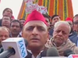 अखिलेश यादव