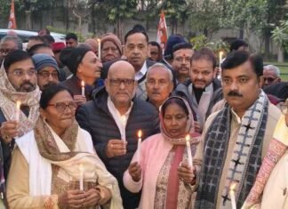 लखनऊ में प्रदर्शन कर कांग्रेस ने उठाई अंकिता भंडारी हत्याकांड की CBI जांच की मांग अंकिता भंडारी हत्याकांड