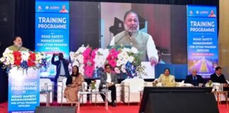 बोले परिवहन मंत्री, सड़क हादसों में मौतों के आंकड़ों में कमी लाने के लिए जागरूकता सबसे अहम परिवहन मंत्री दयाशंकर सिंह