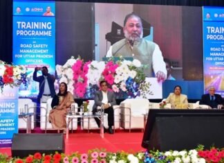 बोले परिवहन मंत्री, सड़क हादसों में मौतों के आंकड़ों में कमी लाने के लिए जागरूकता सबसे अहम परिवहन मंत्री दयाशंकर सिंह