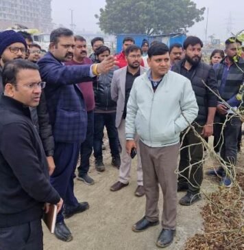ग्रीन कॉरिडोर निर्माण के तीसरे फेज में गड़बड़ी रोकने को एलडीए वीसी ने किया निरीक्षण, दिलकुशा रोड चौड़ीकरण का भी दिया निर्देश ग्रीन कॉरिडोर निर्माण