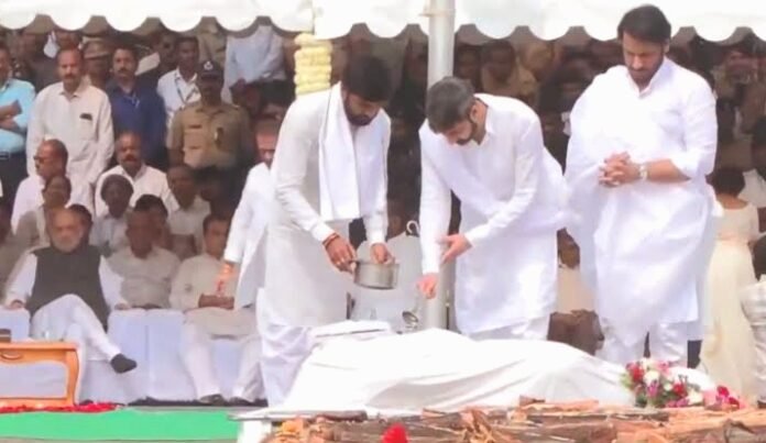 पंचतत्व में विलीन