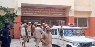सुप्रीम कोर्ट की फटकार के बाद सोनम वांगचुक को AIIMS लेकर पहुंची पुलिस, पेट के गंभीर संक्रमण से थे परेशान सोनम वांगचुक