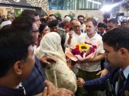 मानहानि केस में बयान दर्ज कराने कोर्ट पहुंचे राहुल गांधी, लखनऊ एयरपोर्ट पर हुआ जोरदार स्वागत राहुल गांधी