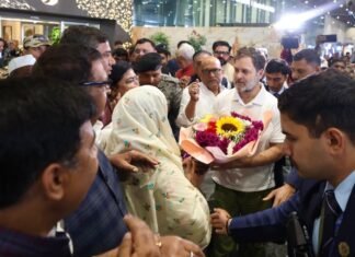 मानहानि केस में बयान दर्ज कराने कोर्ट पहुंचे राहुल गांधी, लखनऊ एयरपोर्ट पर हुआ जोरदार स्वागत राहुल गांधी