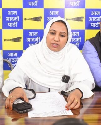 AAP नेता ने कानून-व्यवस्था पर योगी सरकार को घेरा, कहा उत्तर प्रदेश में बेटियां सुरक्षित नहीं कानून-व्यवस्था