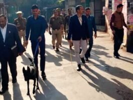 लखनऊ-अयोध्या समेत 18 जिला अदालतों को बम से उड़ाने की धमकी से मची अफरा-तफरी बम ब्लास्ट की धमकी