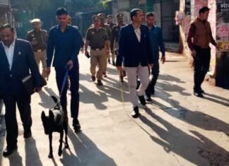 लखनऊ-अयोध्या समेत 18 जिला अदालतों को बम से उड़ाने की धमकी से मची अफरा-तफरी बम ब्लास्ट की धमकी