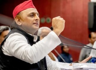 अखिलेश यादव