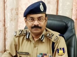यूपी से तीन IPS अफसर हुए रिटायर, DG बनें एडीजी रेलवे प्रकाश डी. प्रकाश डी