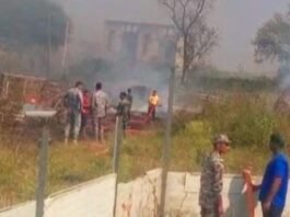 बंथरा के फार्म हाउस में लगी भीषण आग, फर्नीचर-घरेलू सामान जला भीषण आग