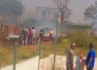 बंथरा के फार्म हाउस में लगी भीषण आग, फर्नीचर-घरेलू सामान जला भीषण आग