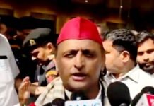 अखिलेश यादव